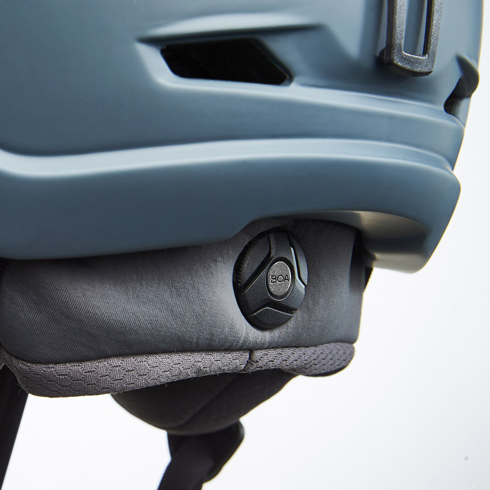 Snow Helmet with The Boa System